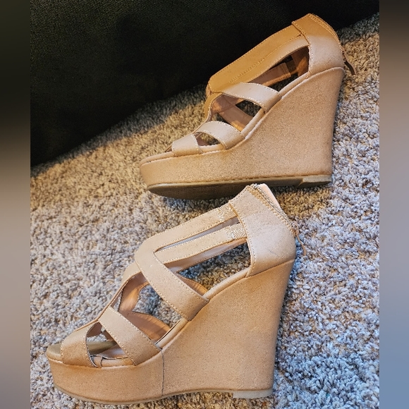 Top Moda Wedges - Picture 3 of 4